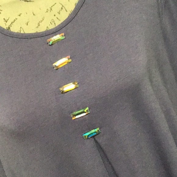 Tunic top with bling & shark bite hem - Picture 2 of 3